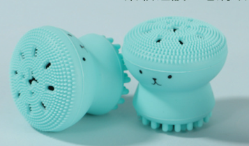 Facial Cleansing Brush with Wrist Strap | Soft Skincare Tool